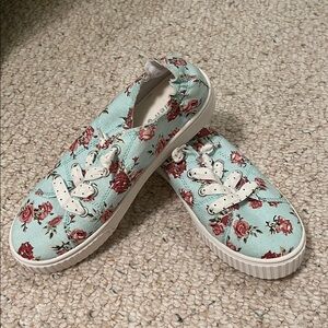 Madden Girl Floral Blue Slip-On Sneakers
